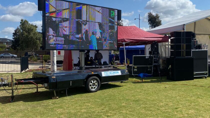 Outdoor Movie Screen Hire in Mlebourne