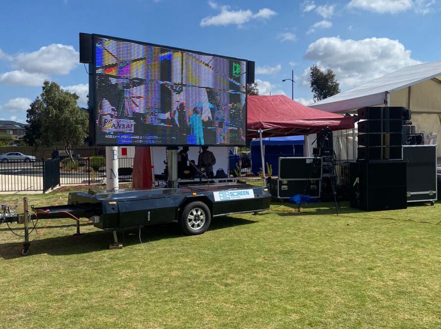 Outdoor Movie Screen Hire in Mlebourne